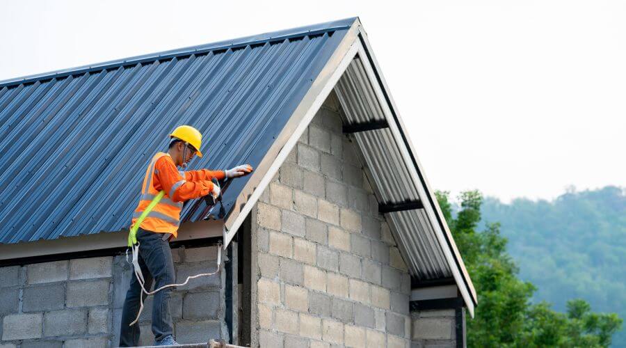 Professional Flat Roofing Installation in Thor, IA